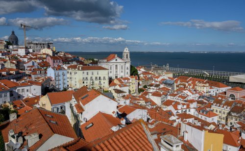 From seafood to old-world charm, here's your beginner's guide to Lisbon, Portugal