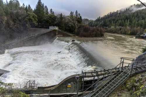 Two dams are coming down on California’s Eel River. Will it threaten water supplies?