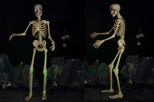 the-home-depot-s-internet-famous-giant-skeleton-has-a-frightening-and