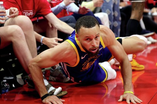 NBA players have a ridiculous perspective on Steph Curry's foul calls
