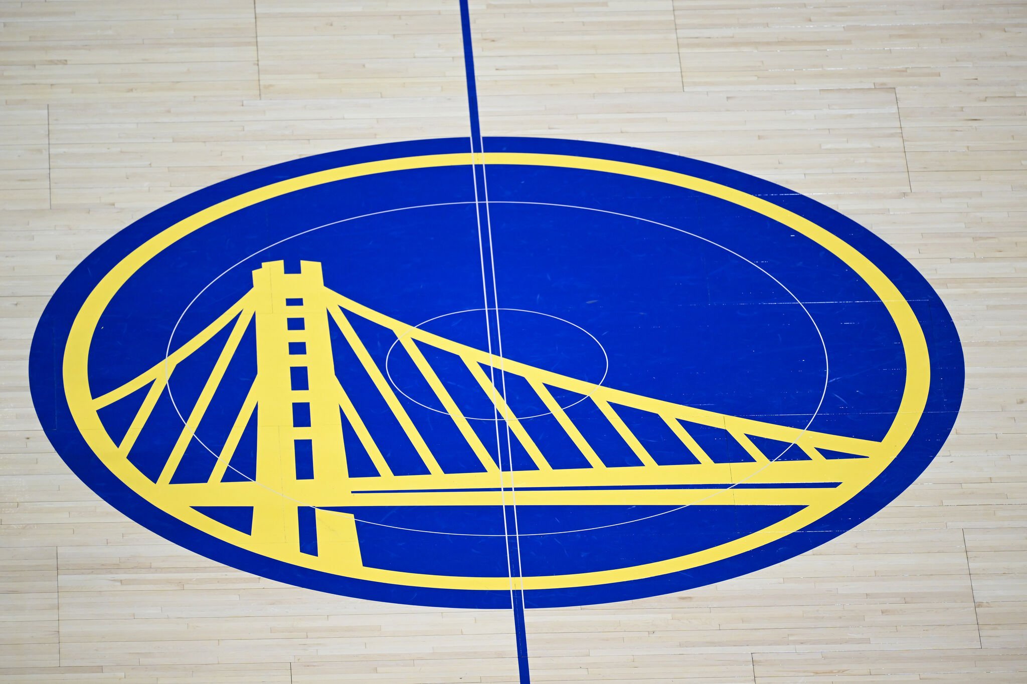 Warriors bring Super Bowl's most reviled ad to Chase Center a day later