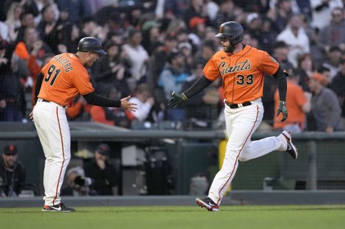 Giants’ Darin Ruf blasts 2 homers in 10-inning loss to Padres