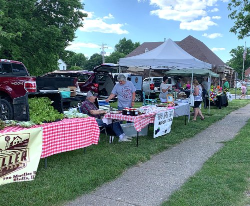 Bluffs to hold weekly market for fifth year starting in June
