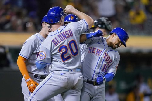 Mets beat Athletics 9-2 to extend division lead over Braves
