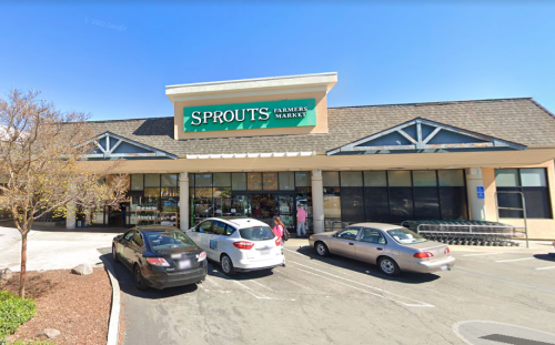 Two Bay Area locations of popular grocery chain to close