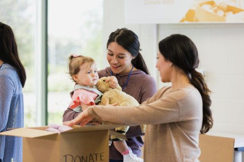 8 Simple Ways You Can Help Kids in Need This Holiday Season