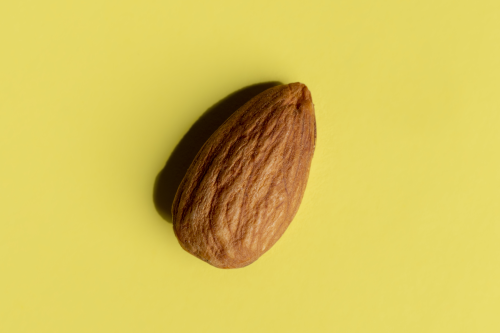 health-benefits-of-almonds-according-to-a-dietician-flipboard