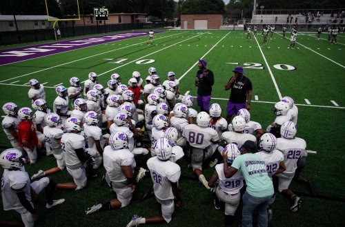 Humble holds first scrimmage at renovated Charles Street Stadium