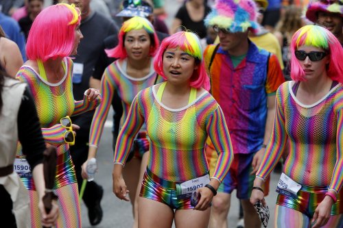 Security quickly takes charge at annual Bay to Breakers bedlam
