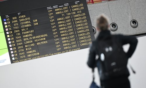 Major airlines are cutting flights despite high demand