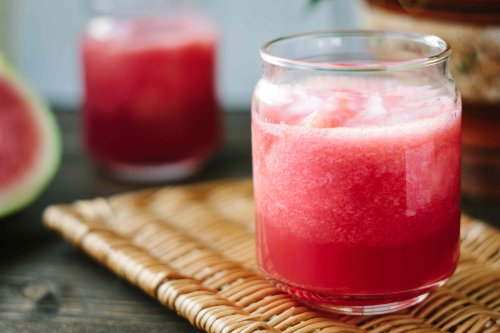 Juicing vs. Blending: Which Is Better for You?