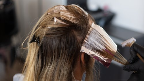Hair Dye Allergy Treatment At Home: Useful Ways To Try 2023