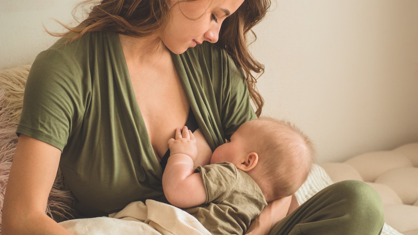 What Happens When You Get Pregnant While Breastfeeding? - Health Digest