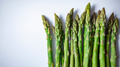 When You Eat Too Much Asparagus, This Is What Happens To You  