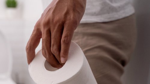 Serious Poop Symptoms Men Shouldn't Ignore