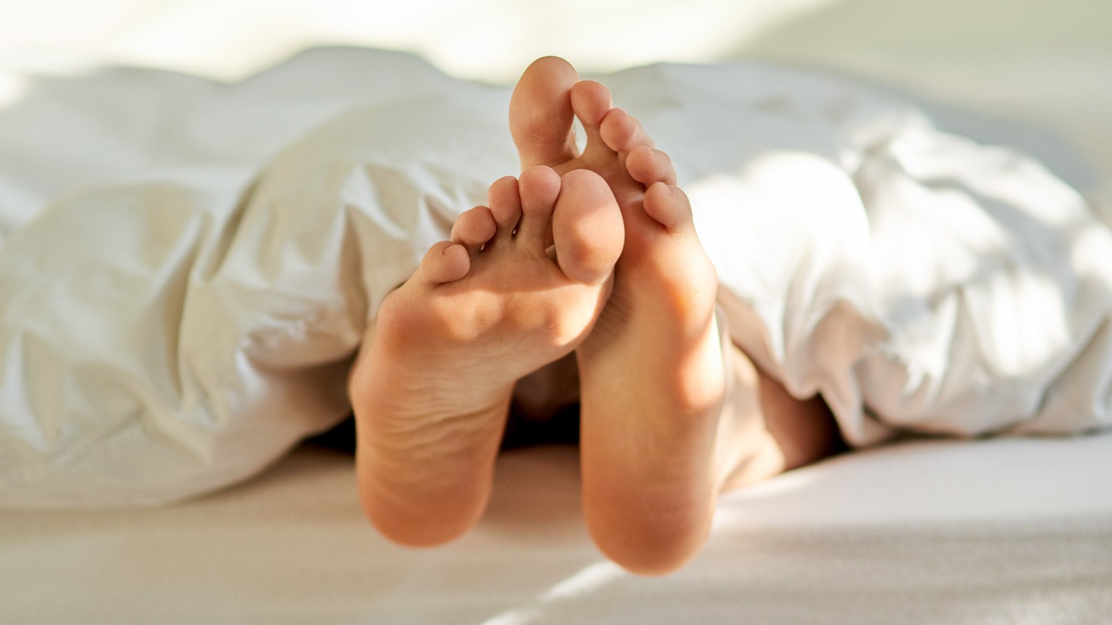 Do This With Your Feet To Reduce Those Annoying Middle-Of-The-Night Bathroom Breaks