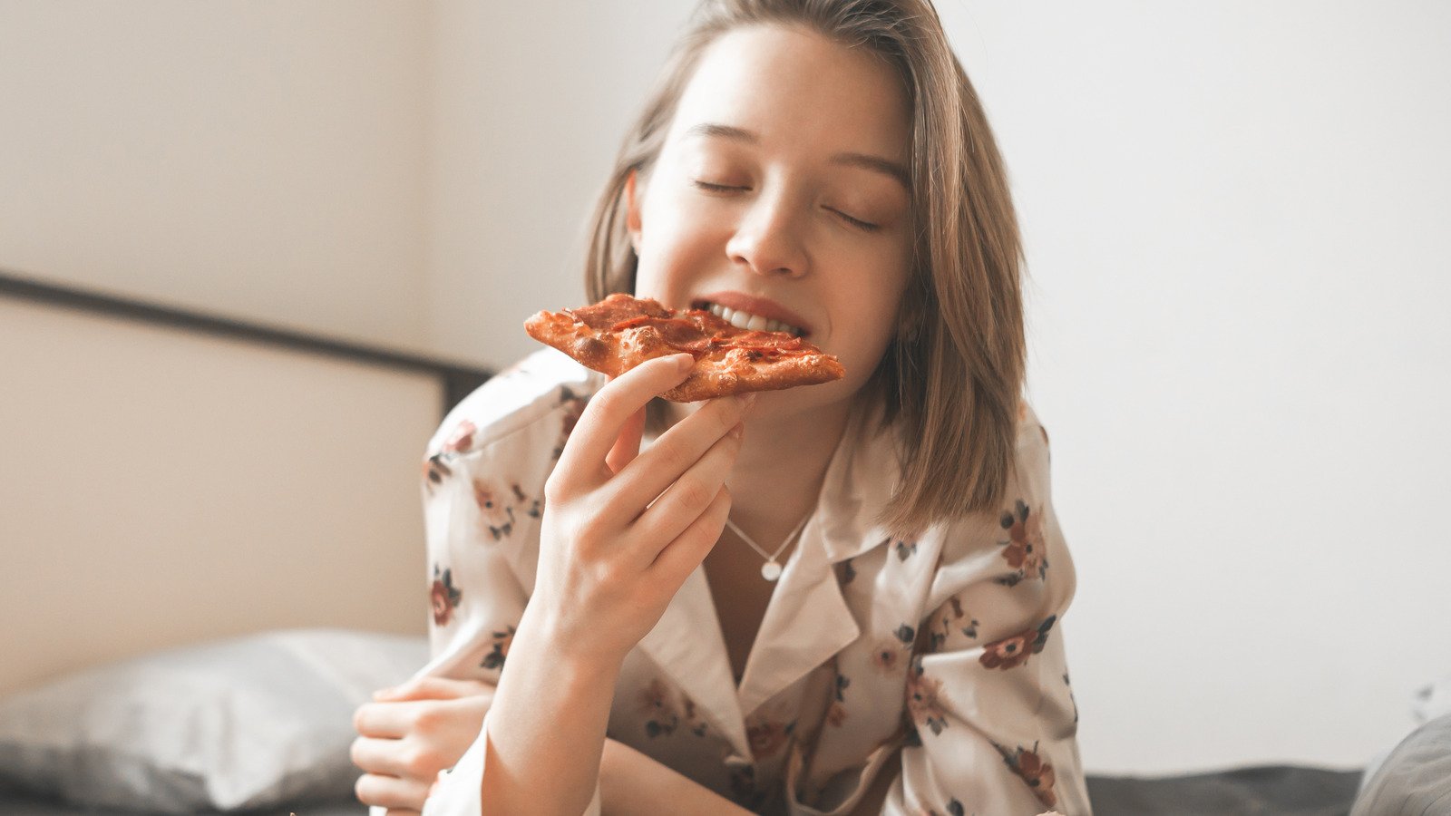 Here's How Long It's Still Safe To Eat Leftover Pizza