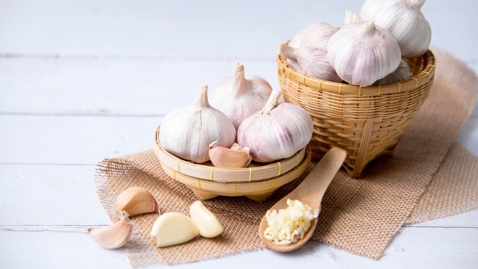 This Is Why You Should Start Eating More Garlic