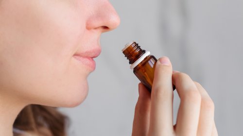 14 Conditions That Essential Oils Can Help Manage