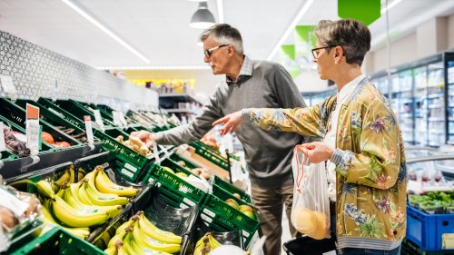 A Fruit Known For Helping You Poop Can Also Lower High Blood Pressure