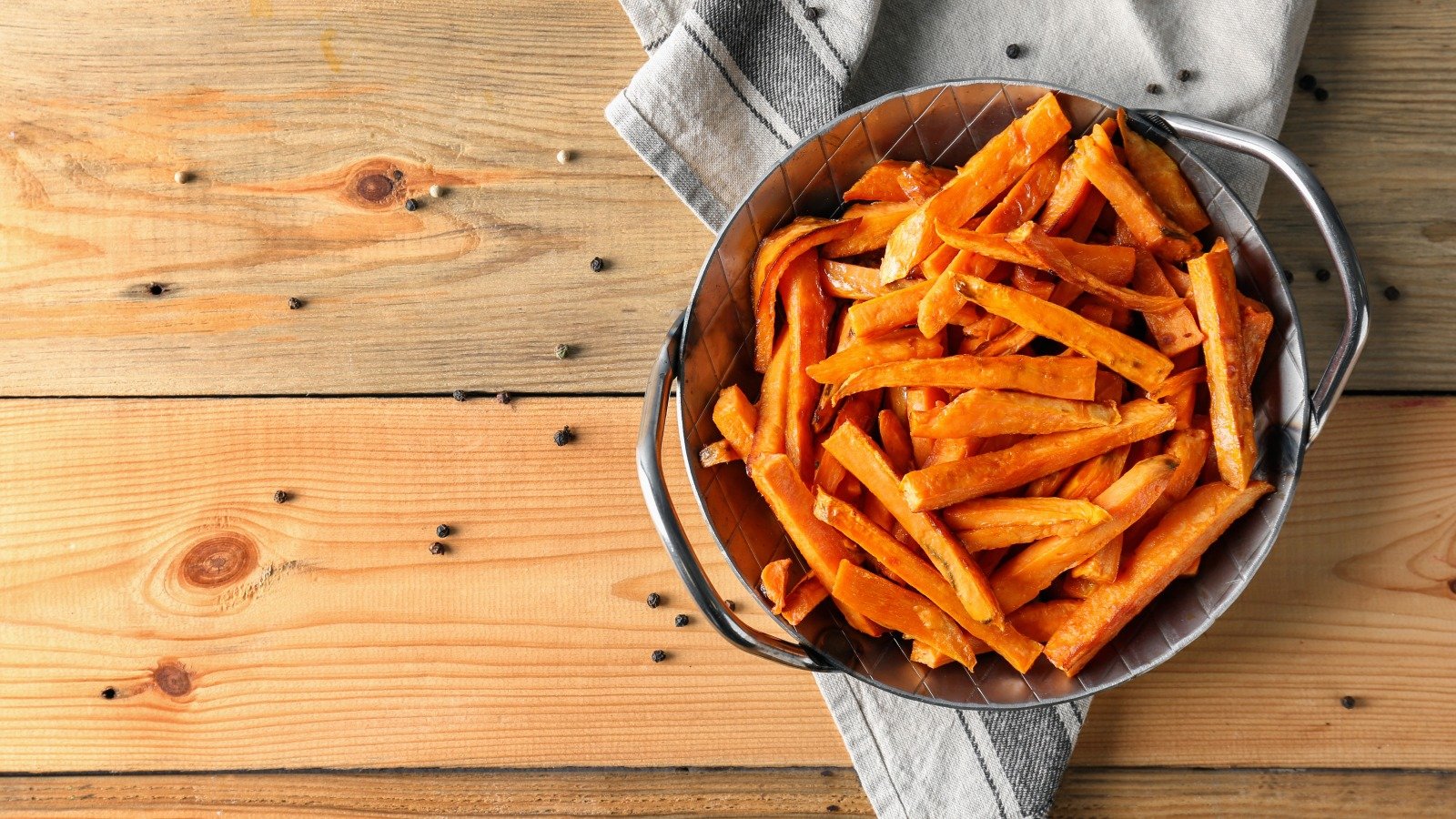 Are Sweet Potatoes Really Healthier Than Other Potatoes? - Health Digest