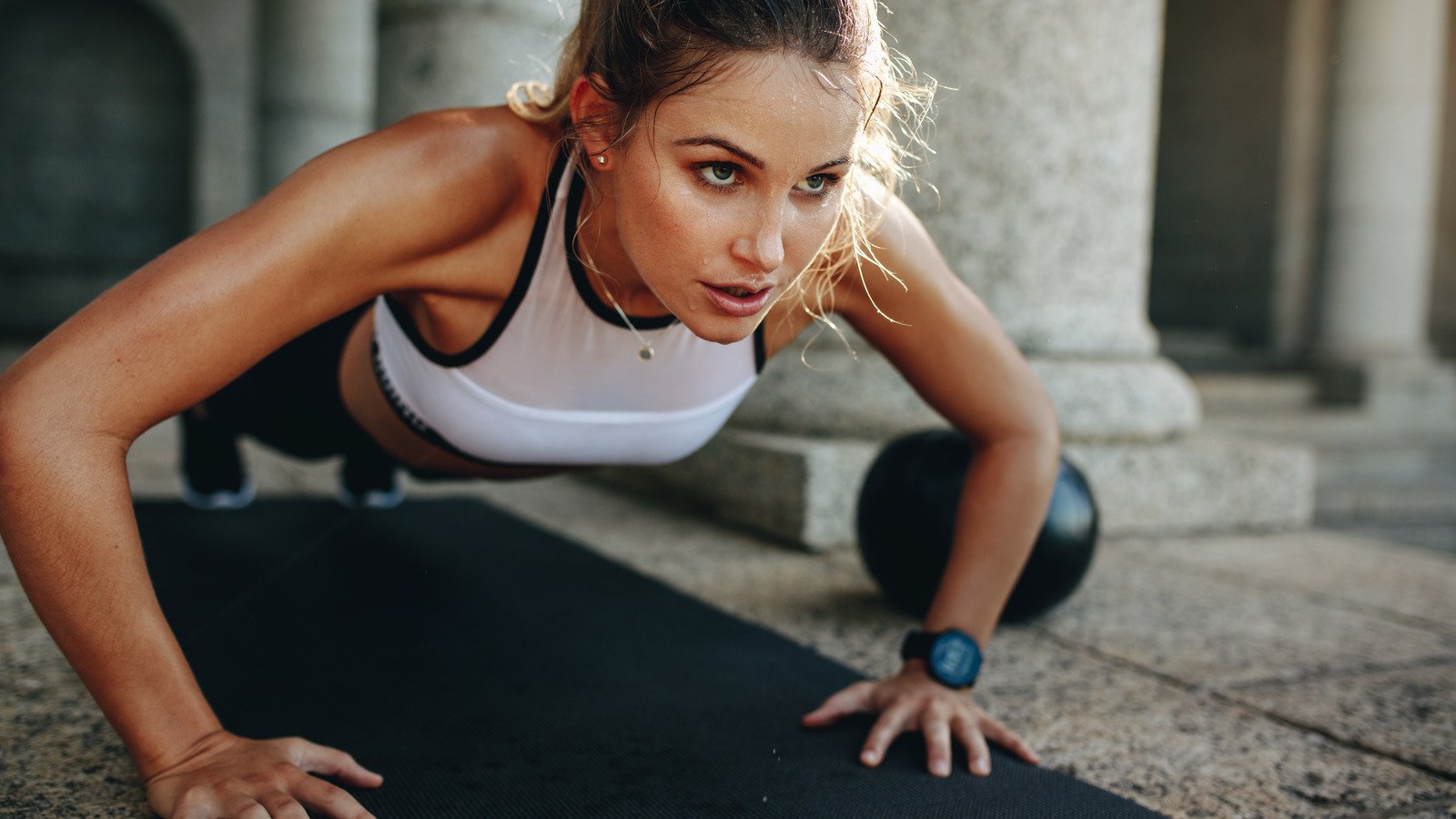 Why Banded Pushups Are Much More Effective Than Regular Pushups - Health Digest