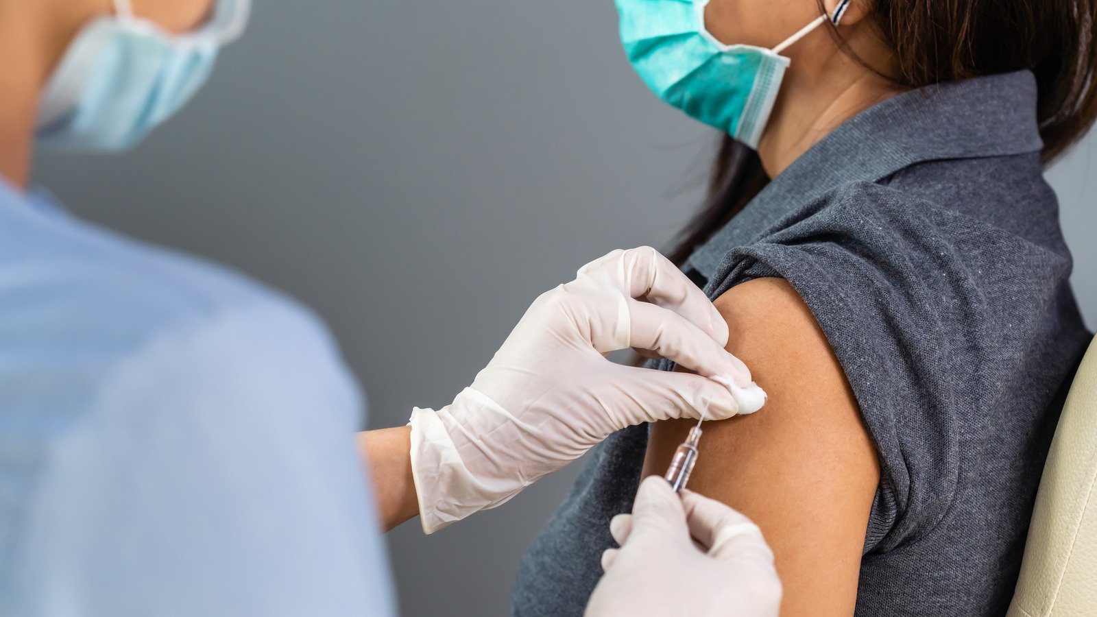 The Real Reason You Should Still Wear A Mask After A COVID-19 Vaccine - Health Digest