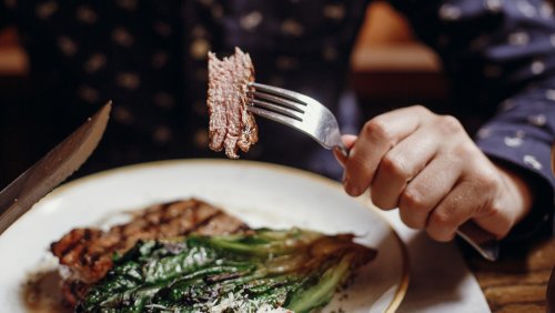 What Happens To Your Poop When You Stop Eating Red Meat