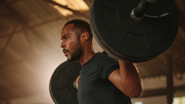 What Really Happens When You Lifting Weights That Are Too Heavy For You