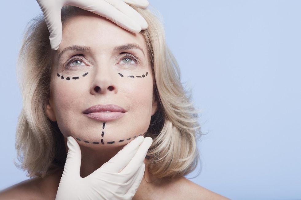 Considering Plastic Surgery? Here’s What You Should Know.