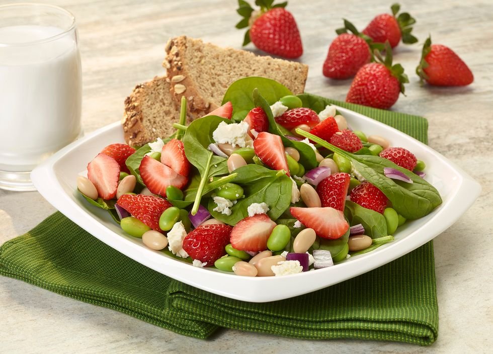 Strawberries, White Bean, and Edamame Salad
