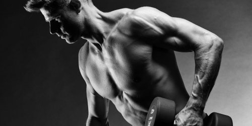 How to Trick Your Brain Into Lifting Heavier Weights