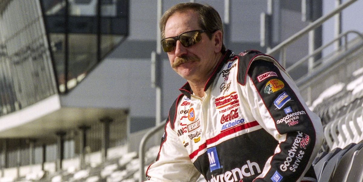 20 Years Later, Authority Changes Mind on Dale Earnhardt Crash Survival