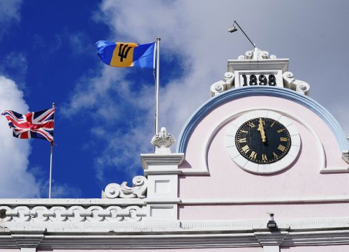 Barbados: E' nata nuova repubblica indipendente » Guerre nel Mondo