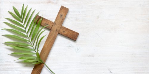30 Best Easter Prayers to Celebrate the Holy Day