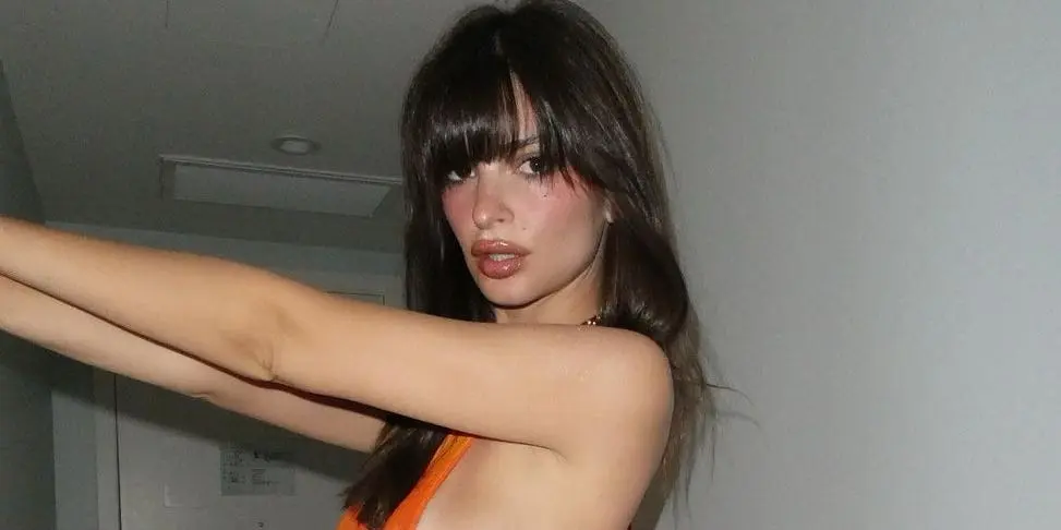 Emily Ratajkowski's Latest Instagram Photo Dump Is Filled With Fashion |  Flipboard