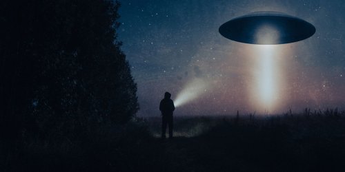 This Stanford Professor With CIA Ties Says Aliens Are ‘100 Percent’ ﻿Already Here