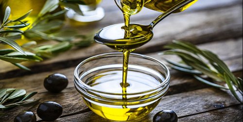 The Best Healthy Cooking Oils (and Ones to Avoid), According to Registered Dietitians