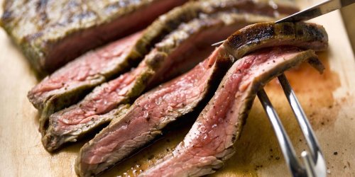 This Is The Best Way To Cook A Steak