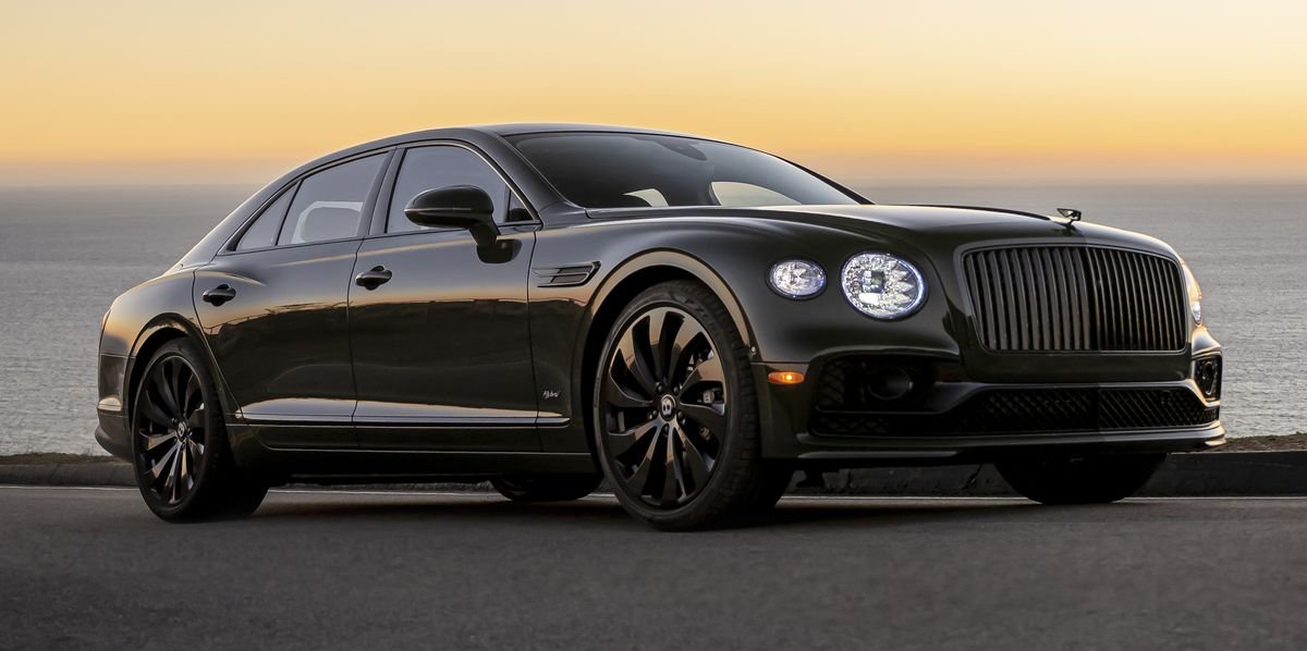 The Bentley Flying Spur Hybrid: All the Luxury, Just With Better Gas Mileage