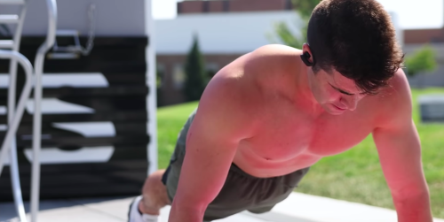 Here's What 100 Pushups and 50 Pullups a Day Did to This Guy's Body