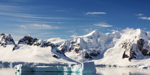 Antarctica’s Skies Hold a Mysterious Chill. A Puff of Vapor Might Be to Blame.