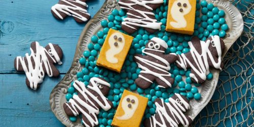 53 Halloween Treat Recipes Kids (And Adults) Will Scream Over