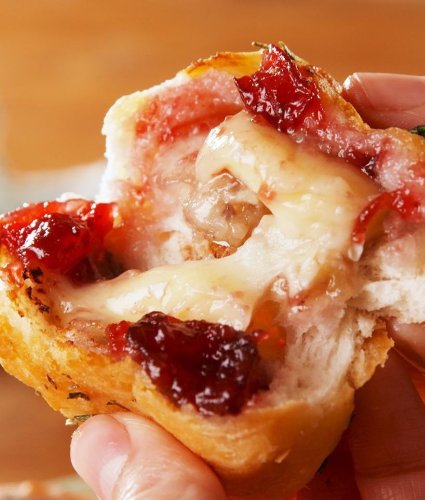 Cranberry Brie Bombs