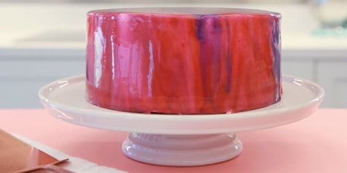 How to Make a Mirror Glaze Cake