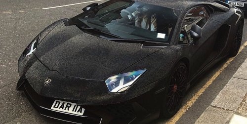 Este Lamborghini Aventador lleva 2 millones de cristales Swarovski encima