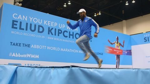 Eliud Kipchoge 2022 Berlin Marathon | Career Stats for the Greatest Marathoner