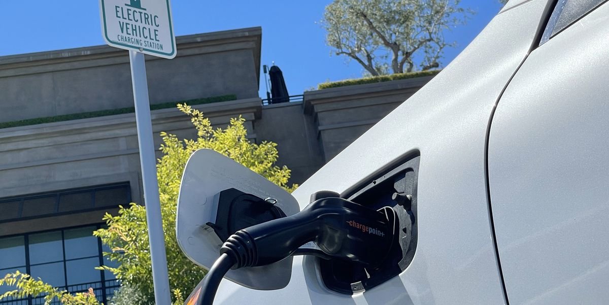 Is the Big Turnoff of Federal EV Chargers Truly Under Way?