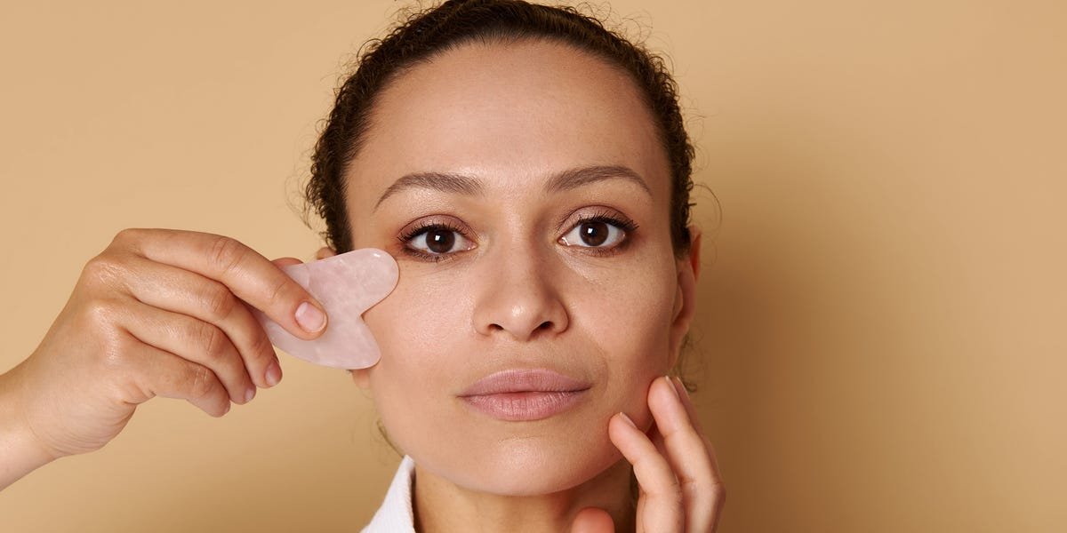 The Ultimate Beginner's Guide to All Things Gua Sha
