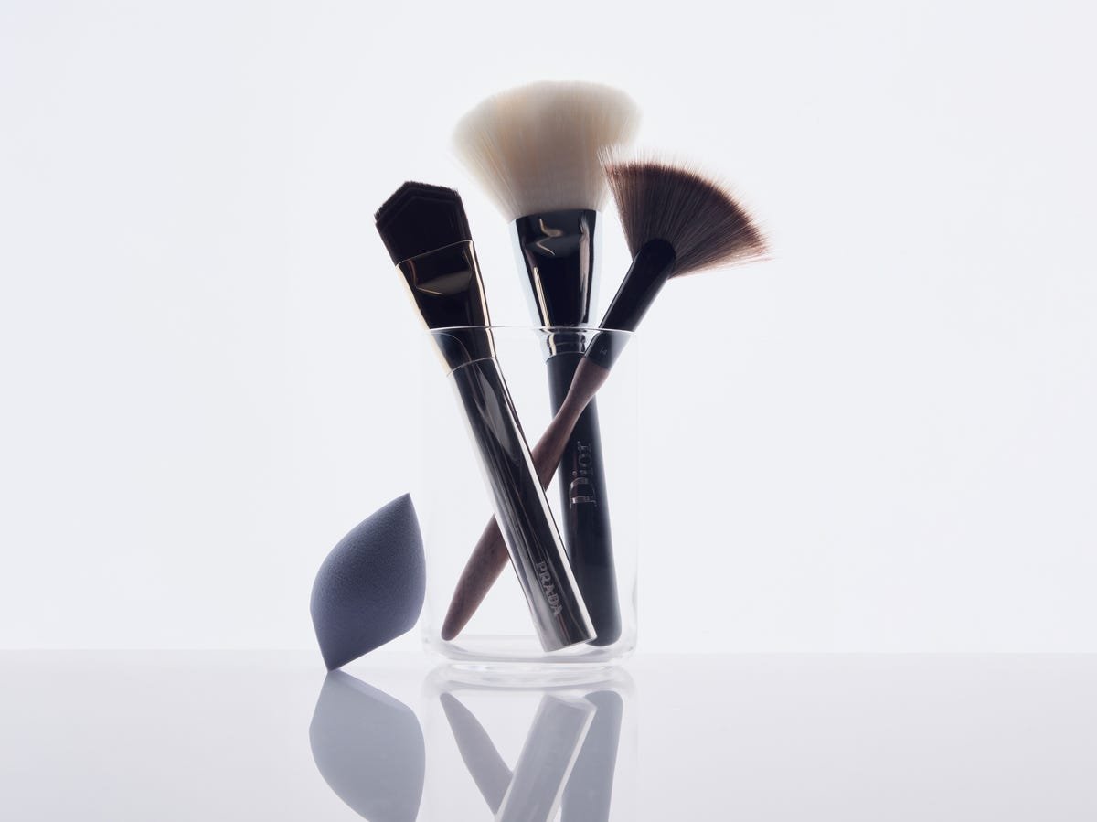 Cosmo’s Makeup Brush Guide That’ll Completely Upgrade Your Everyday Glam Routine